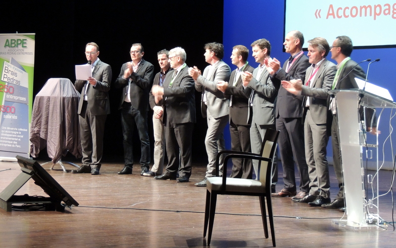 Les présidents des 10 associations membres de PEE