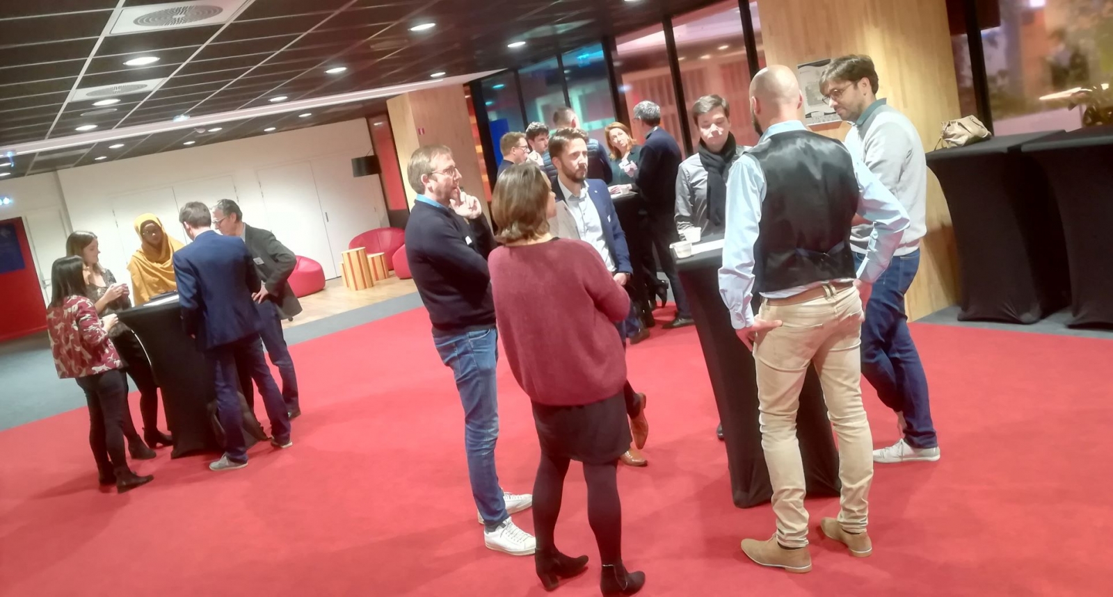 un groupe PLATO c'est du partage, de la convivialité, de l'entraide un groupe PLATO c'est du partage, de la convivialité, de l'entraide